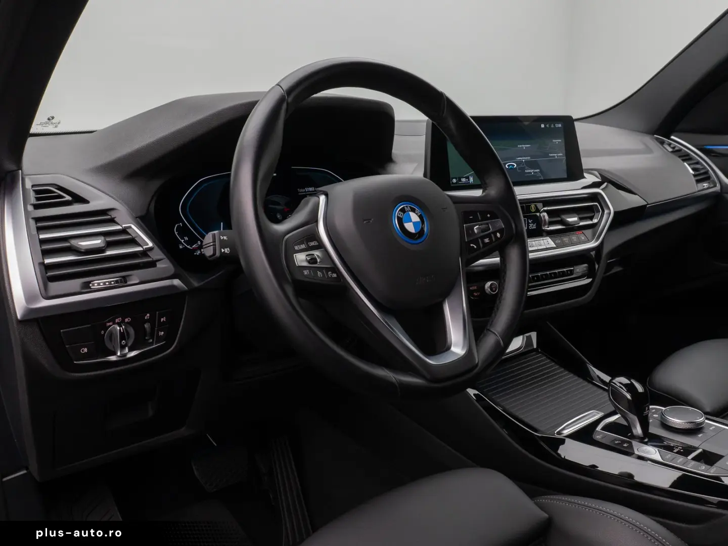 BMW X3 xD30e Laser Kamera HUD DAB AHK Komfort 19Zoll