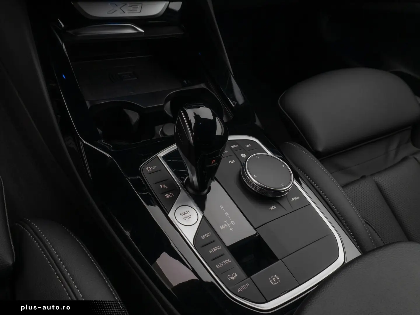 BMW X3 xD30e Laser Kamera HUD DAB AHK Komfort 19Zoll