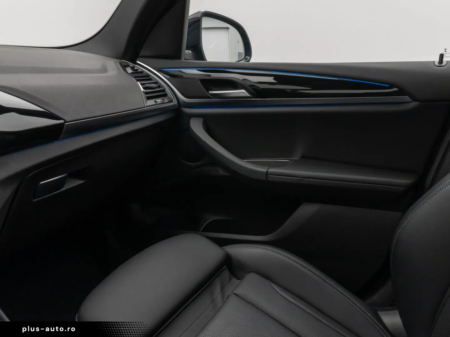 BMW X3 xD30e Laser Kamera HUD DAB AHK Komfort 19Zoll