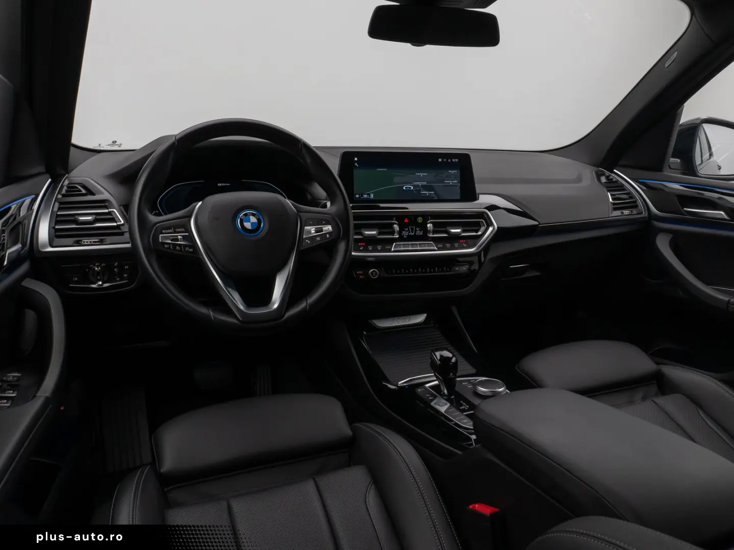 BMW X3 xD30e Laser Kamera HUD DAB AHK Komfort 19Zoll