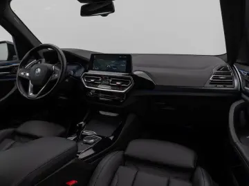 BMW X3 xD30e Laser Kamera HUD DAB AHK Komfort 19Zoll