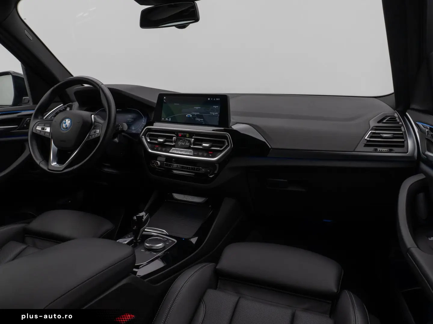 BMW X3 xD30e Laser Kamera HUD DAB AHK Komfort 19Zoll