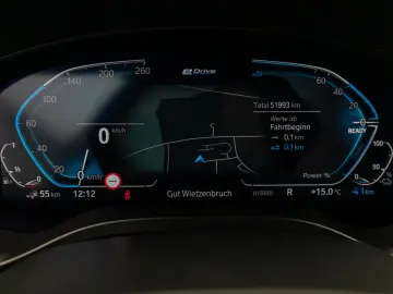 BMW X3 xD30e Laser Kamera HUD DAB AHK Komfort 19Zoll