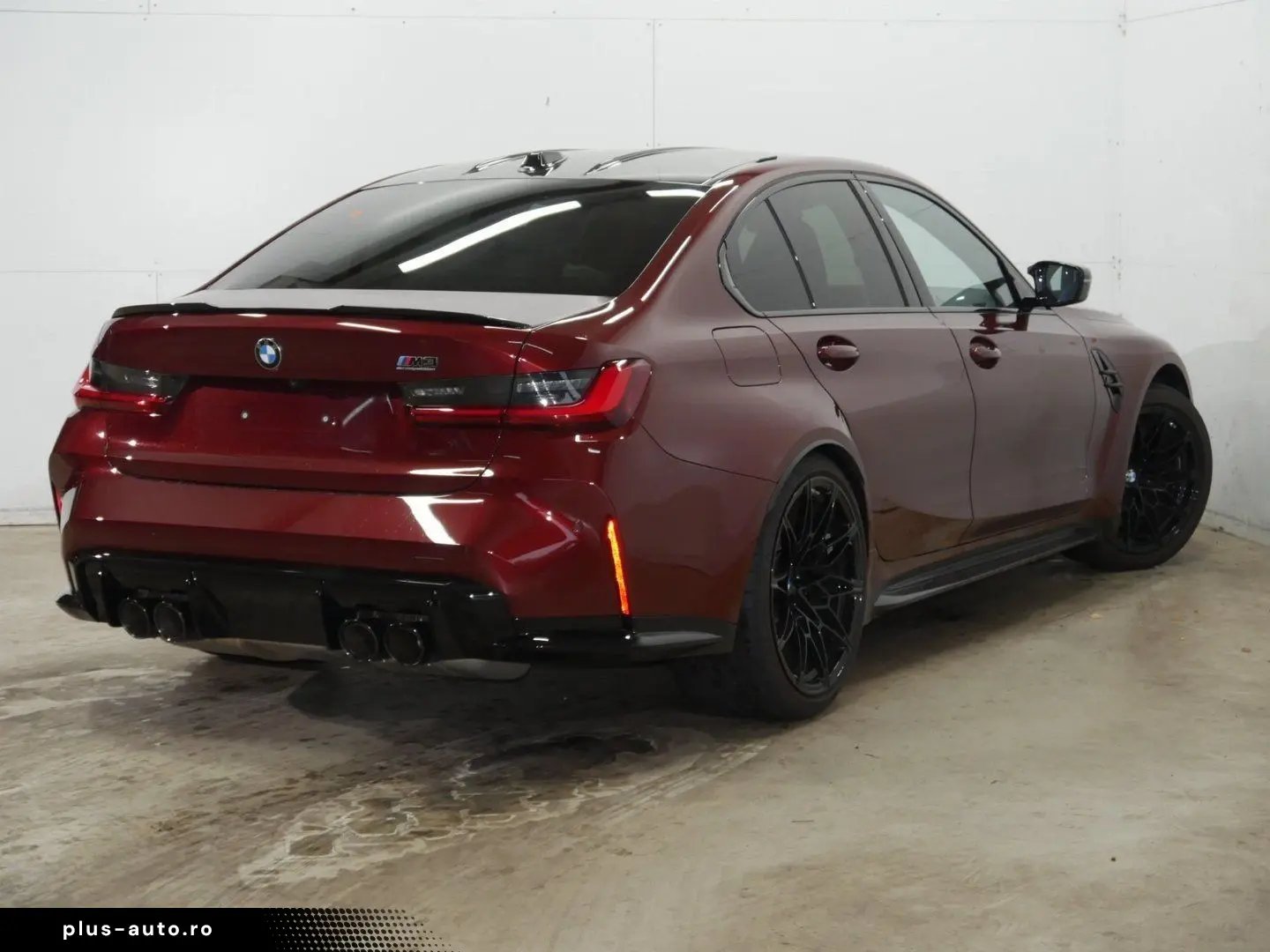 BMW M3 Competition HK Surround  M Sportsitze  Interi