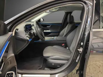 Mercedes-Benz E 200 Avantgarde SHZ Keyless