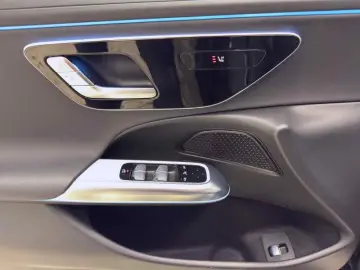 Mercedes-Benz E 200 Avantgarde SHZ Keyless