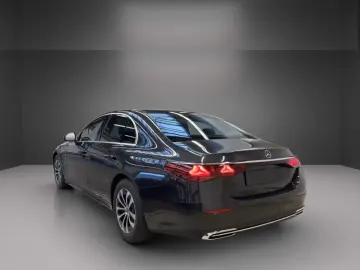 Mercedes-Benz E 200 Avantgarde SHZ Keyless