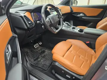 DS Automobiles DS7 Crossback Opera 1.6 PHEV AWD