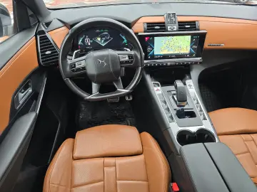 DS Automobiles DS7 Crossback Opera 1.6 PHEV AWD