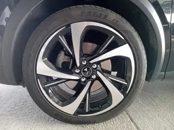 DS Automobiles DS7 Crossback Performance E-TENSE