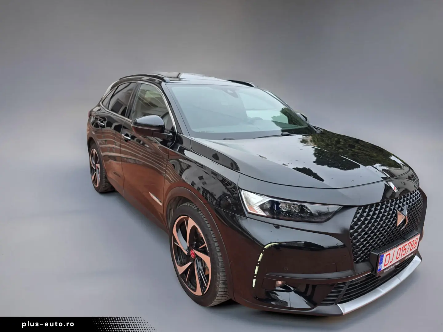 DS Automobiles DS7 Crossback Performance E-TENSE