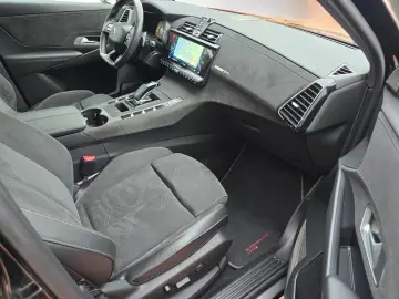 DS Automobiles DS7 Crossback Performance E-TENSE