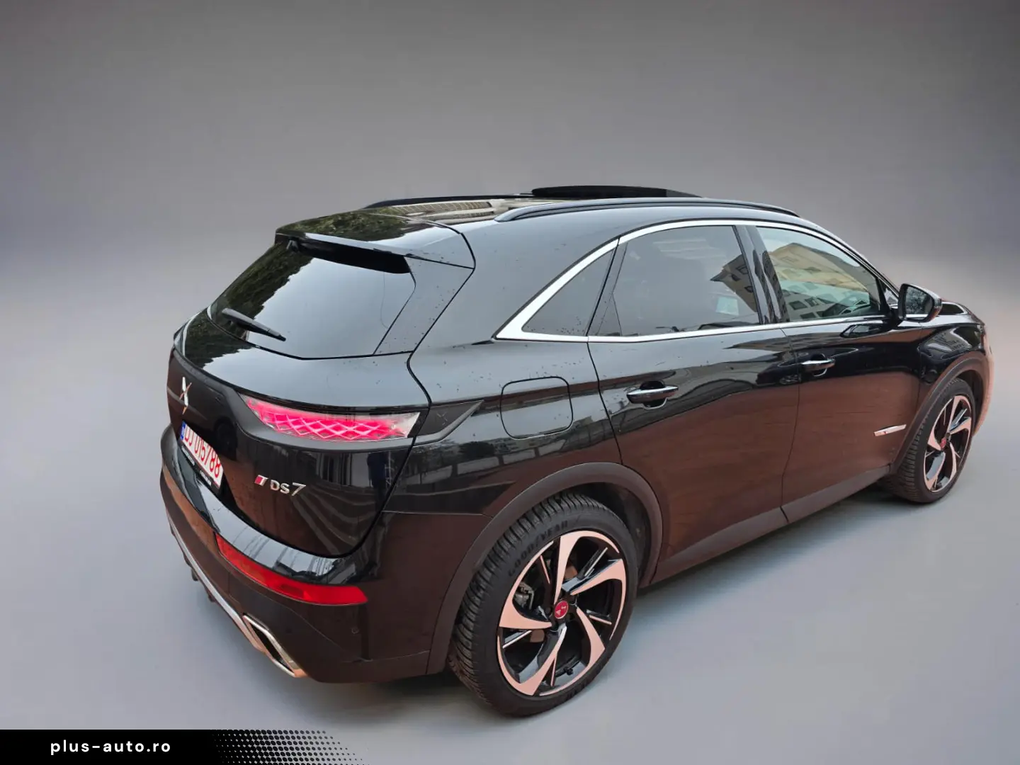 DS Automobiles DS7 Crossback Performance E-TENSE