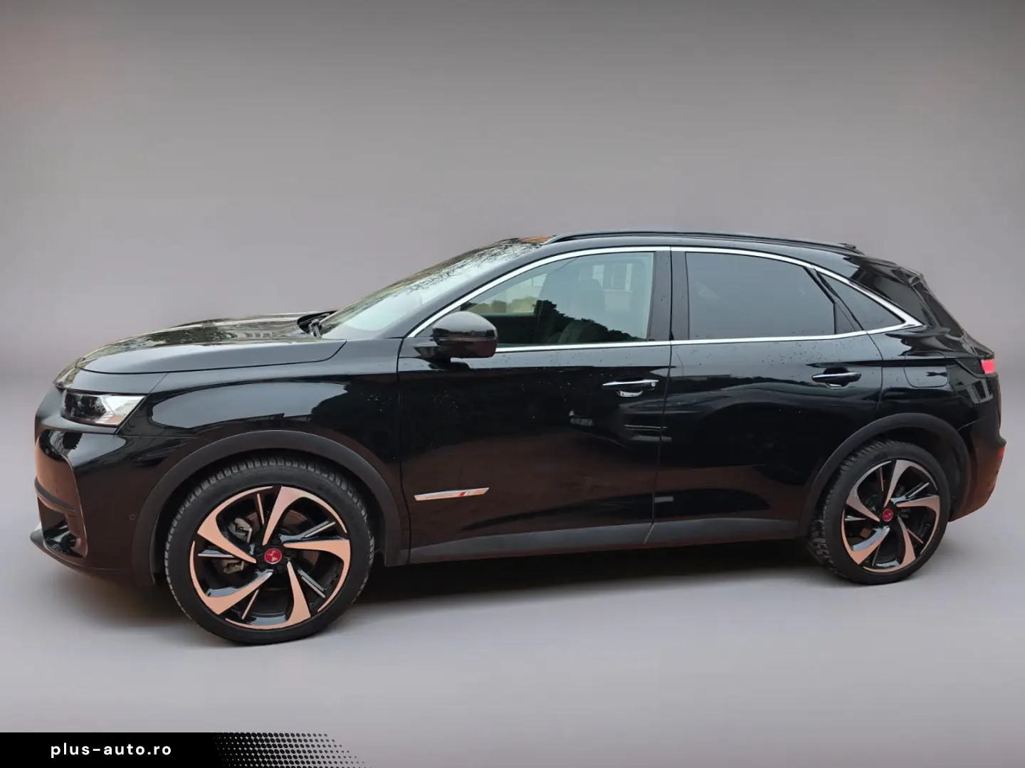 DS Automobiles DS7 Crossback Performance E-TENSE