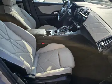 DS Automobiles DS7 Crossback Performance E-TENSE