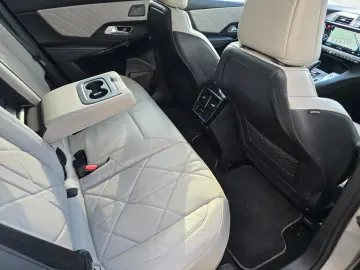 DS Automobiles DS7 Crossback Performance E-TENSE