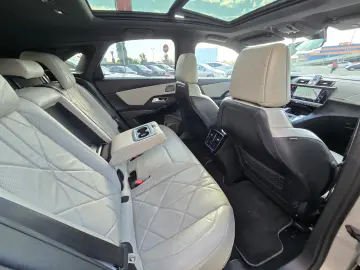 DS Automobiles DS7 Crossback Performance E-TENSE