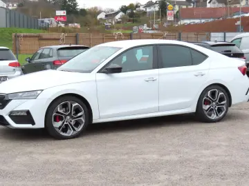 SKODA Octavia RS HeadUp Standheizg 4xSitzheizg CarPlay