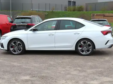 SKODA Octavia RS HeadUp Standheizg 4xSitzheizg CarPlay