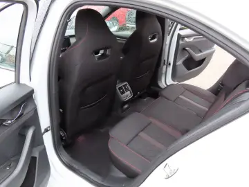 SKODA Octavia RS HeadUp Standheizg 4xSitzheizg CarPlay