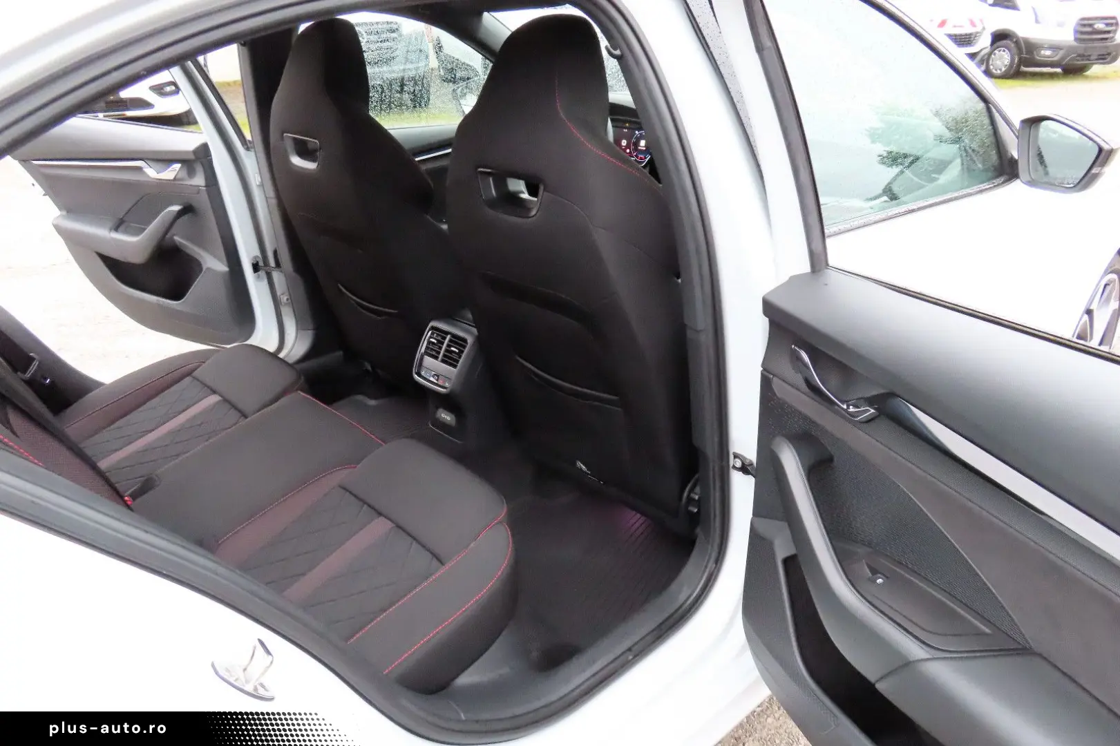 SKODA Octavia RS HeadUp Standheizg 4xSitzheizg CarPlay