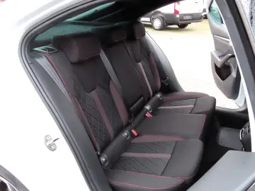 SKODA Octavia RS HeadUp Standheizg 4xSitzheizg CarPlay