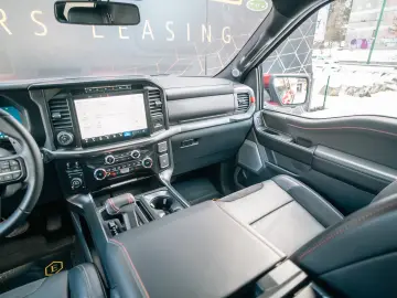 Ford F-150 Raptor 3.5 V6