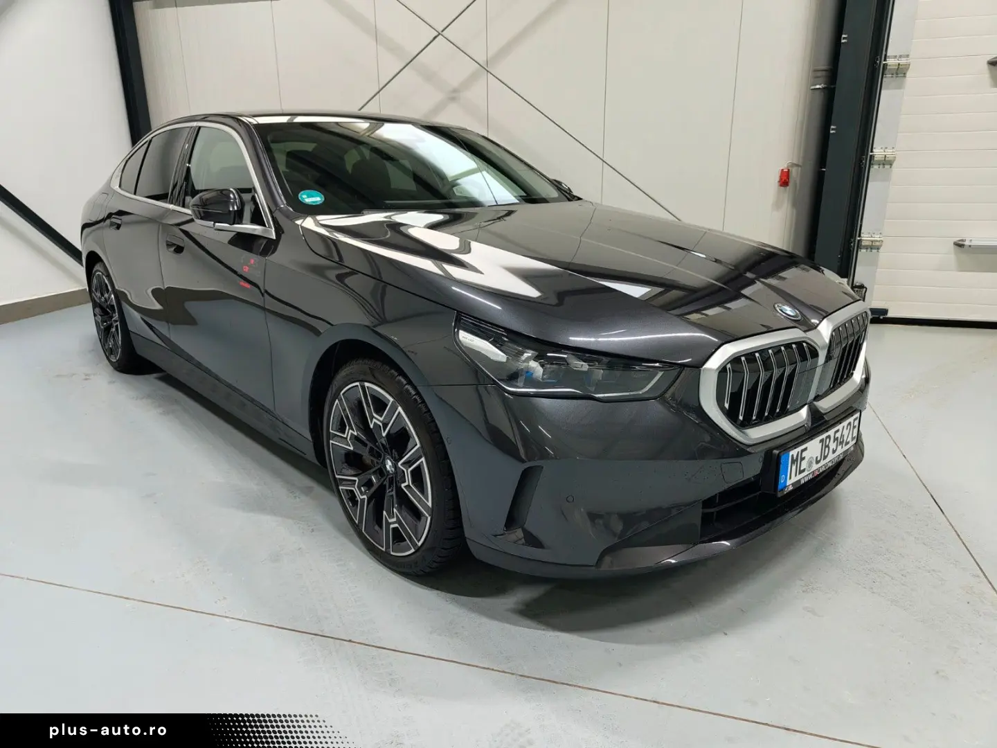 BMW i5 40 eDrive Innovations-Paket Panorama B&W