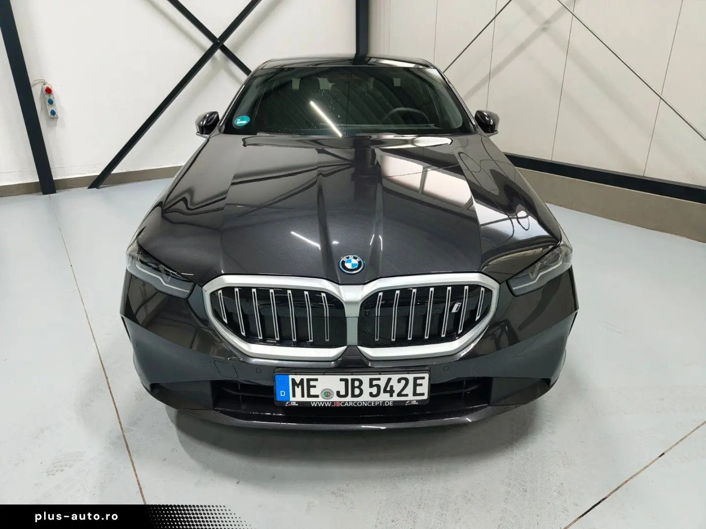 BMW i5 40 eDrive Innovations-Paket Panorama B&W