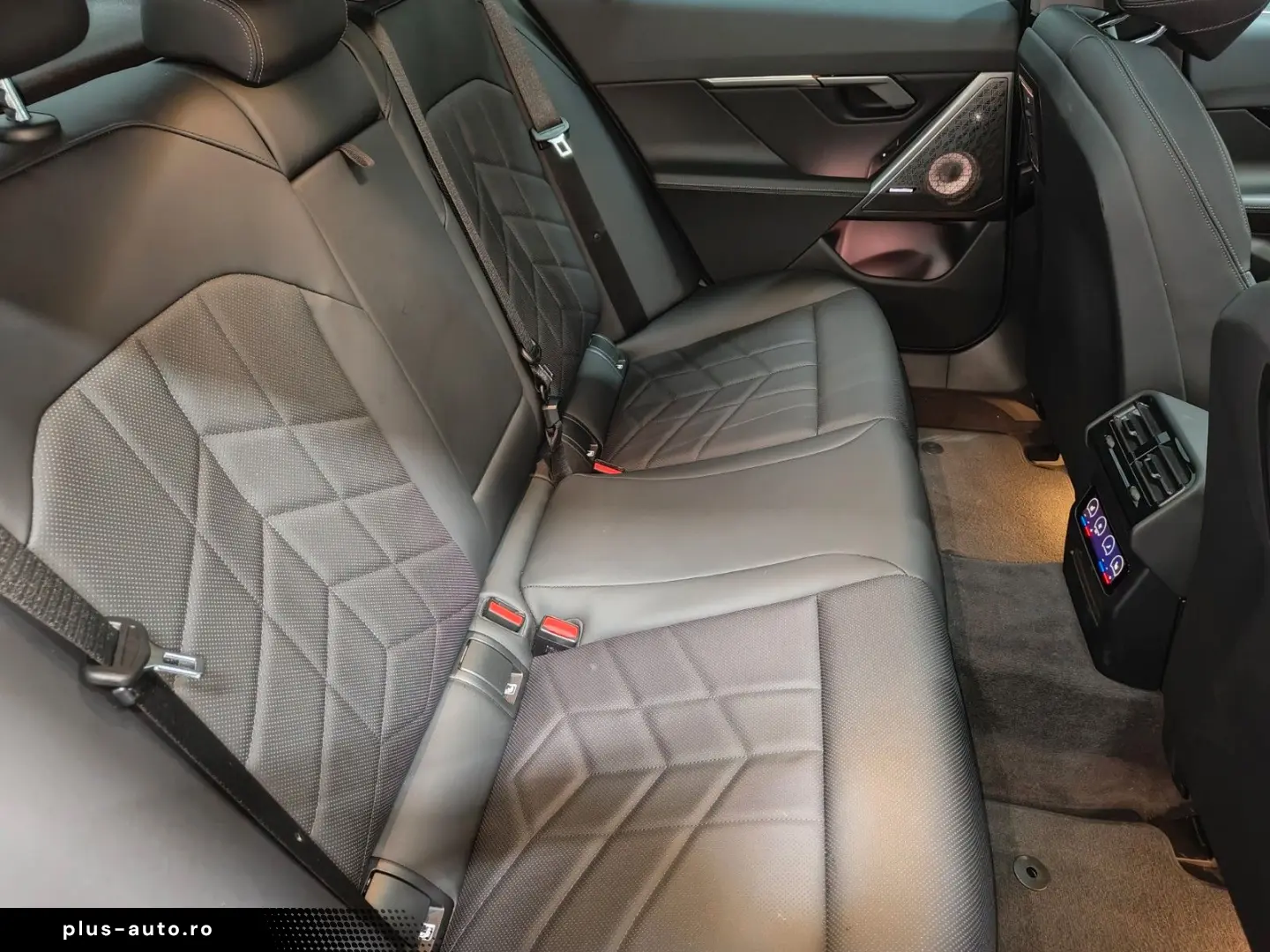 BMW i5 40 eDrive Innovations-Paket Panorama B&W