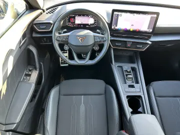 CUPRA Formentor VZ 4Drive 2.0 TSI DSG Kamera Beats DCC