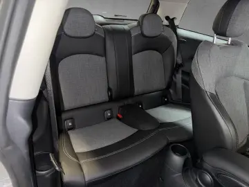 MINI Cooper SE Classic RFK Pano HiFi HUD