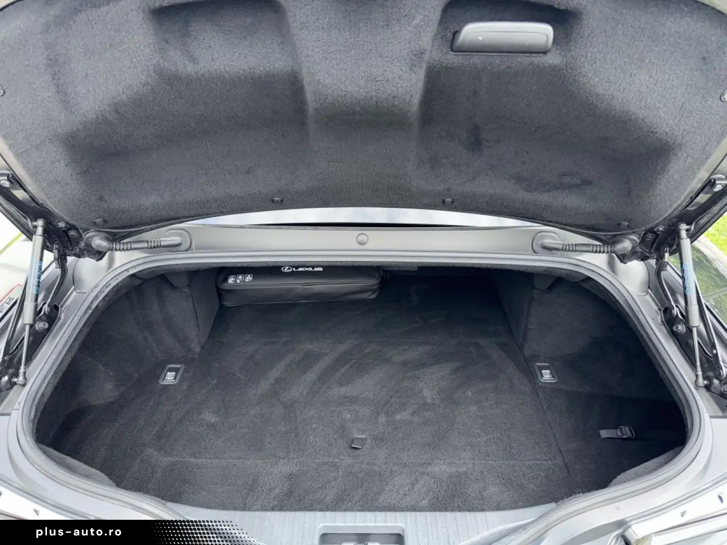 LEXUS LC 500 Club Edition Pano HUD Leder ACC MarkLev.