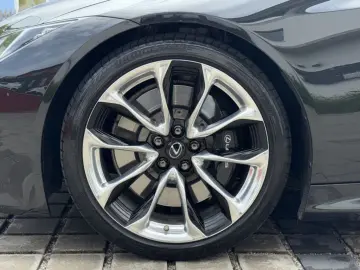 LEXUS LC 500 Club Edition Pano HUD Leder ACC MarkLev.