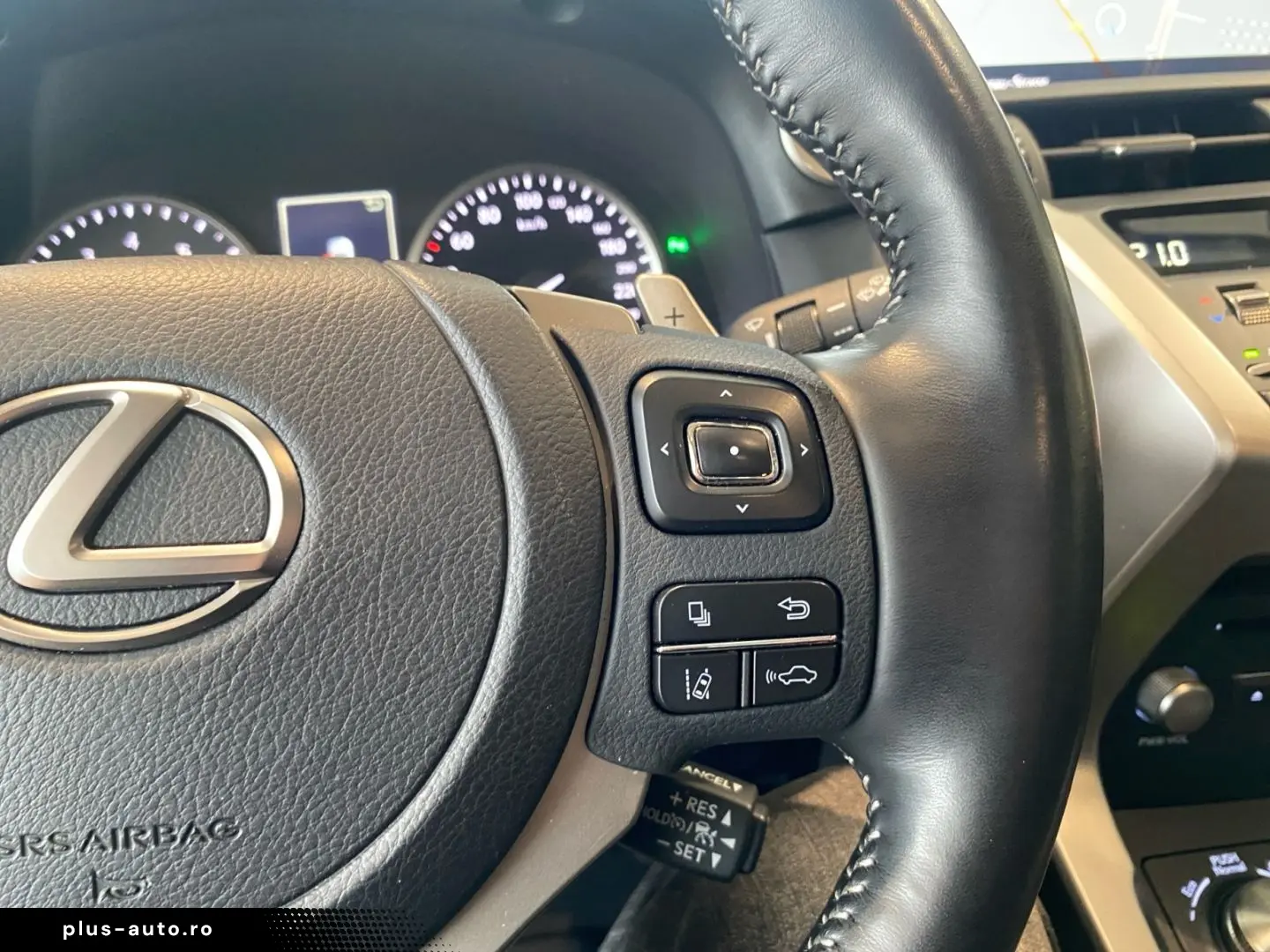 LEXUS NX 300h Style Edition  Bi-LED CAM SHZ CarPlay PD