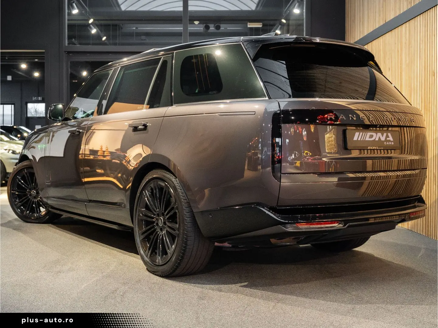 LAND ROVER Range Rover D350 LWB Autobiography Massage 3.0 D