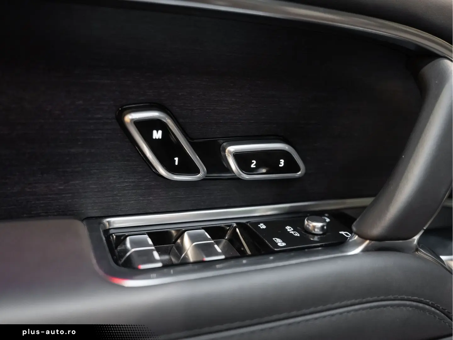 LAND ROVER Range Rover D350 LWB Autobiography Massage 3.0 D