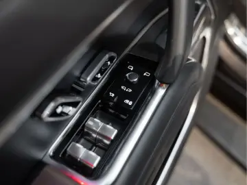 LAND ROVER Range Rover D350 LWB Autobiography Massage 3.0 D