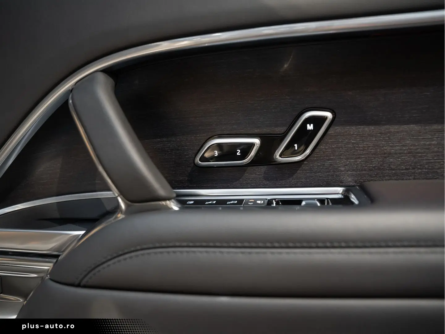 LAND ROVER Range Rover D350 LWB Autobiography Massage 3.0 D