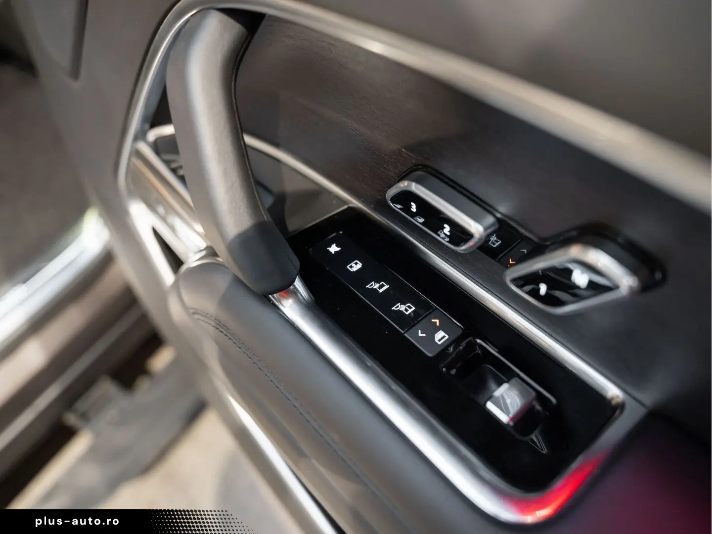 LAND ROVER Range Rover D350 LWB Autobiography Massage 3.0 D