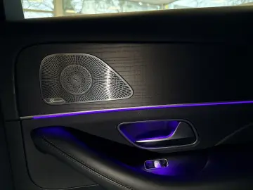 MERCEDES-BENZ GLE400d AMG Burmester 360 Ventilation