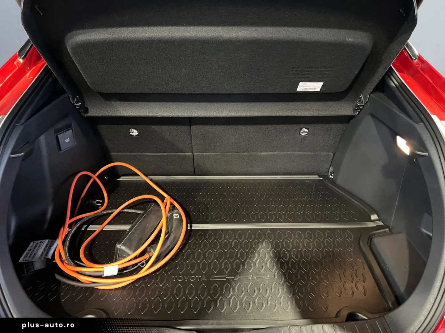 TOYOTA C-HR 2.0 Plug-in-Hybrid Teamplayer  Technik-Pake