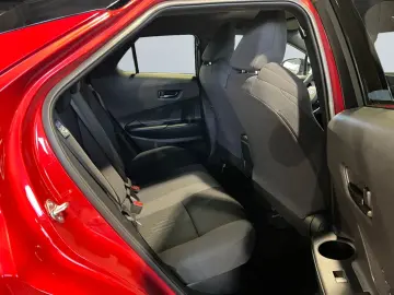 TOYOTA C-HR 2.0 Plug-in-Hybrid Teamplayer  Technik-Pake