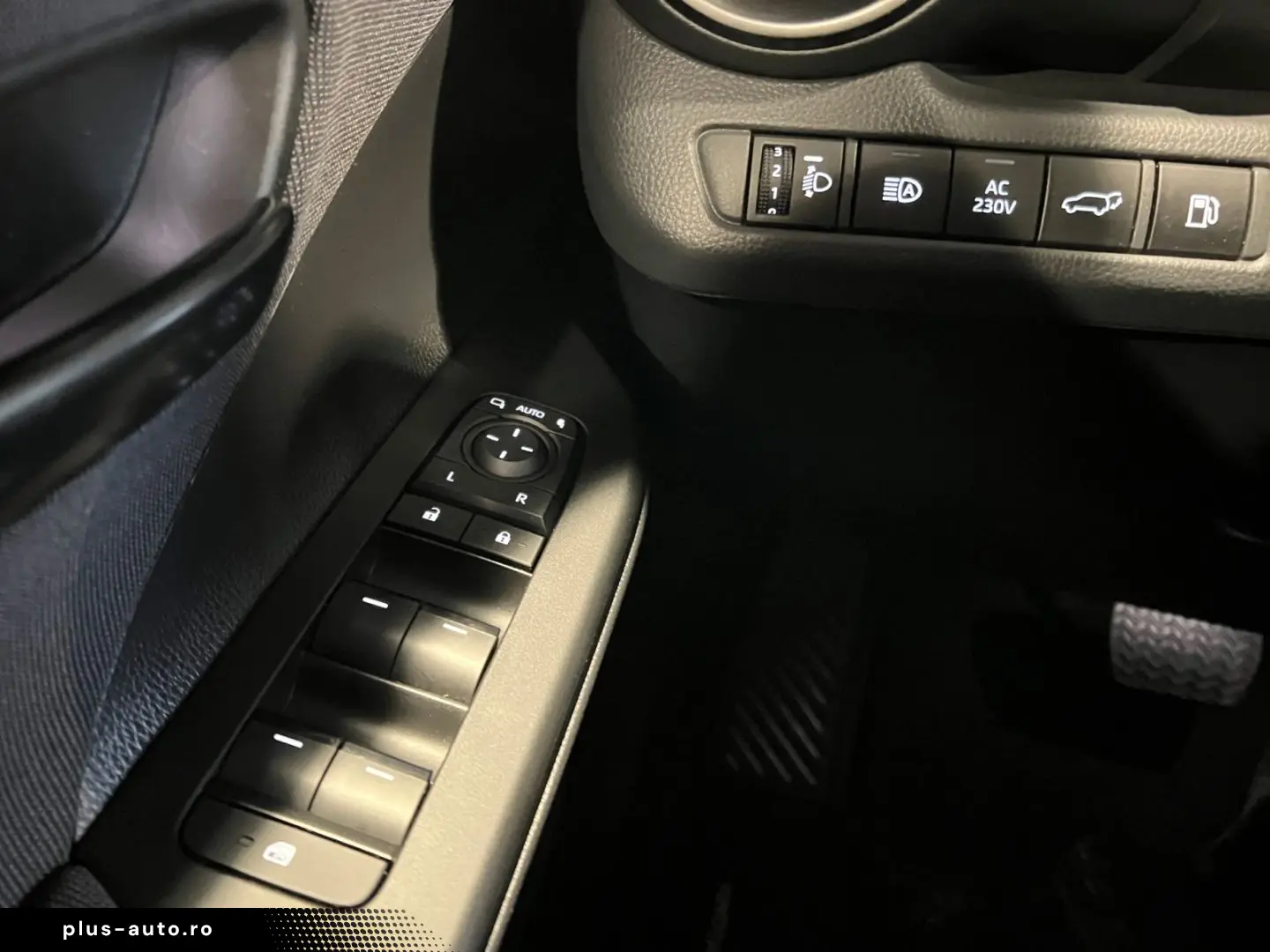 TOYOTA C-HR 2.0 Plug-in-Hybrid Teamplayer  Technik-Pake