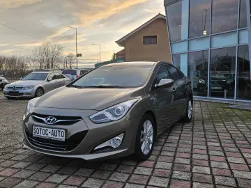Hyundai I40