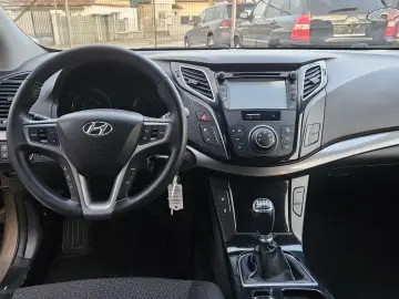 Hyundai I40