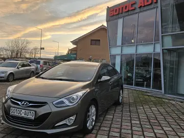 Hyundai I40