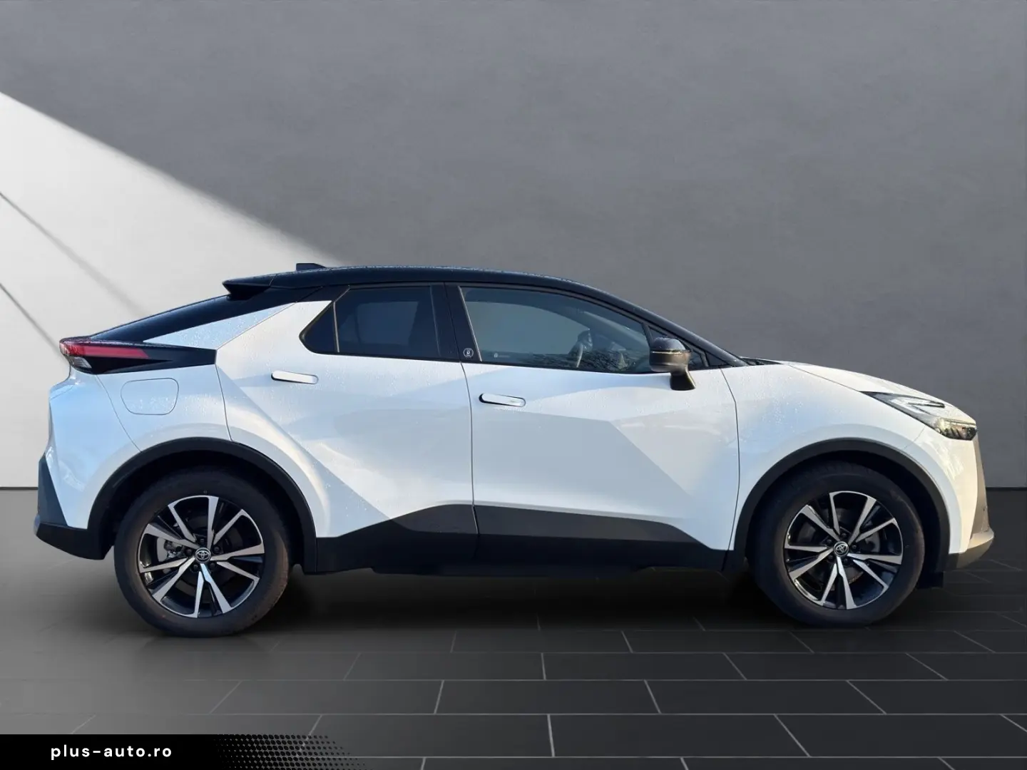 TOYOTA C-HR Plug-In Hybrid FWD Team D Technik Paket