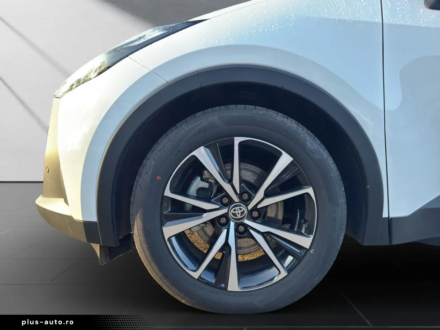 TOYOTA C-HR Plug-In Hybrid FWD Team D Technik Paket