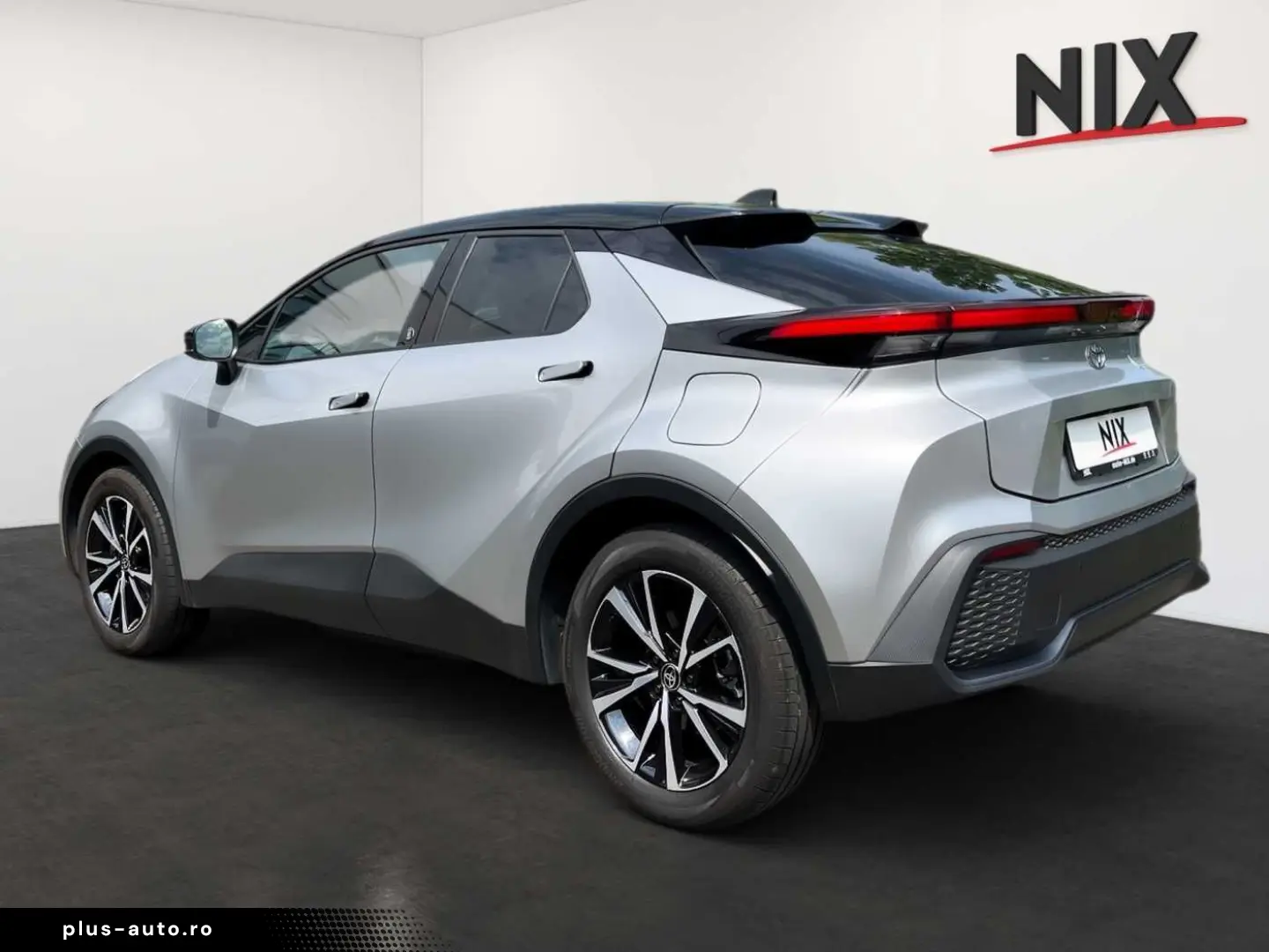 TOYOTA C-HR 2.0 Plug-in Hybrid Team D LED